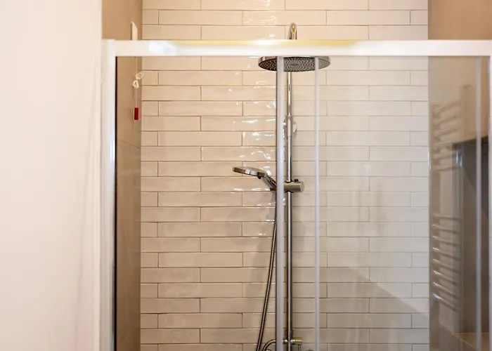 Le Dame * נאפולי